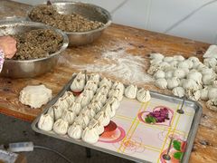 -严氏重油烧麦(民权路店)