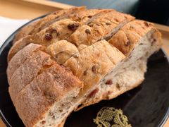 亚麻籽蔓越莓面包-Ole 面包房(华润万象城店)