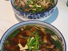 -镇南锅盖面馆(解放路店)