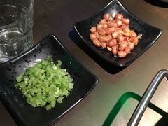 赠送的小菜-左庭右院鲜牛肉火锅(新梅广场店)
