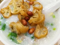 艇仔粥-银记肠粉店(市二宫店)