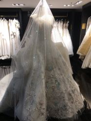 点击看大图 -GRACE KELLY婚纱与礼服(北京店)