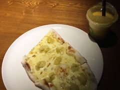 -JINNS锦时 steak&pizza(浸信会礼拜堂旧址店)
