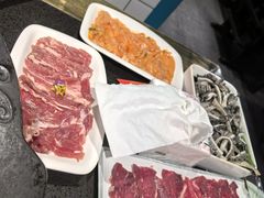 -宽板凳老灶火锅(台湾街店)