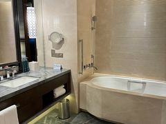 -舟山希尔顿酒店