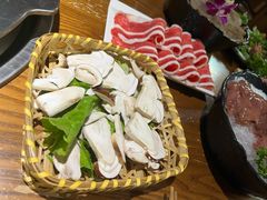 -佬土鹅肠火锅(解放路店)