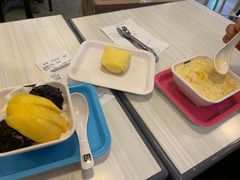 -满记甜品(优客百盛店)