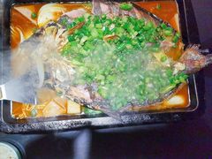-夯鱼烤鱼·尔滨地标美食(中央商场店)