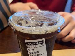 -星巴克臻选(惠州华贸天地1楼店)