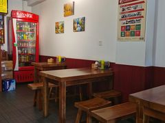 -丽虹云南过桥米线(兴工街店)