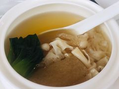 松茸炖花胶汤-世博源公馆·本帮融合菜·主题包厢·江景餐厅