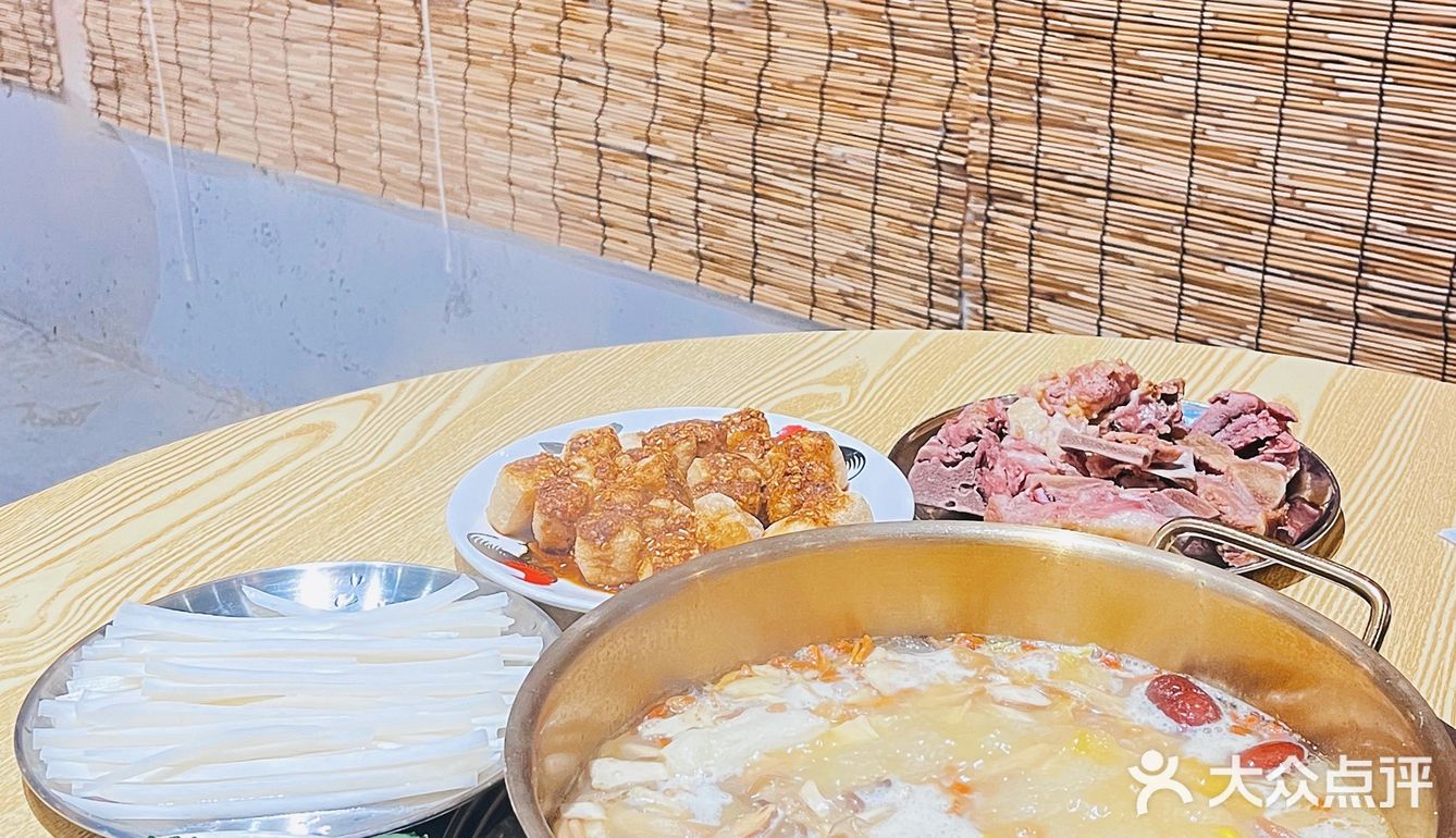 南昌探店 | 建议严查这家南昌菌子火锅…
