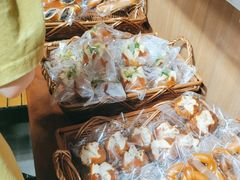 -yeast面包店