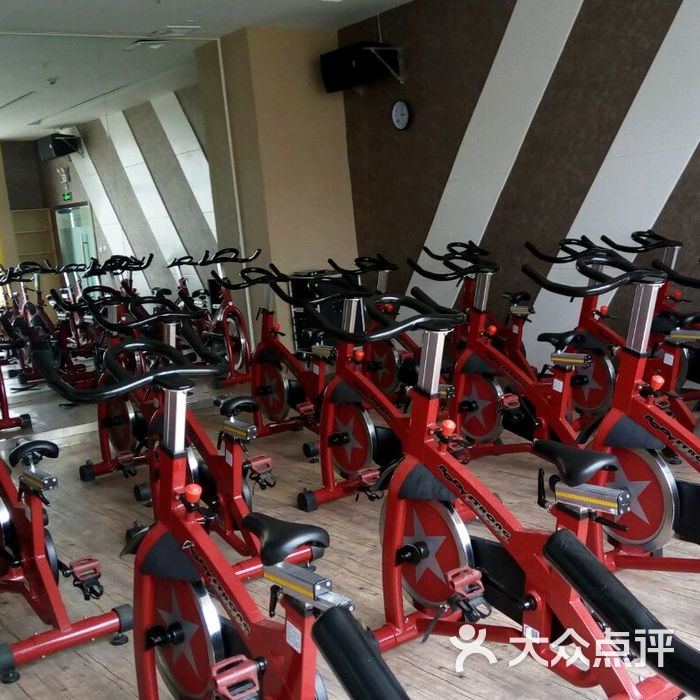 百艺健身俱乐部