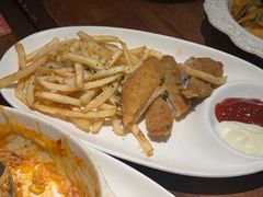 -玛格萝妮比萨屋(陆家浜路店)