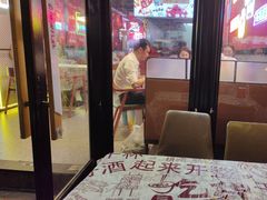 -一只虾·小龙虾·烧烤·肉蟹煲(同泰时代广场店)