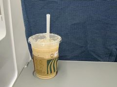 -星巴克(南京南站北夹层店)
