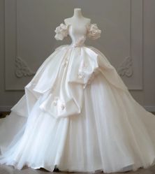 点击看大图 -第一夫人婚纱摄影(南京店)