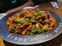 -俭寨大盘鸡·手抓肉·烧烤新疆菜(乌苏路店)