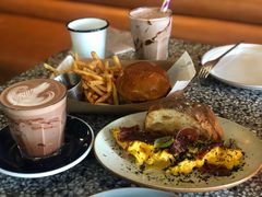 鹅肝牛肉汉堡-Cooking Man(中懋天地店)