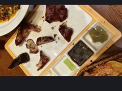 -老滇山寨•云南特色菜•地方菜•民族风情歌舞表演(金碧店)