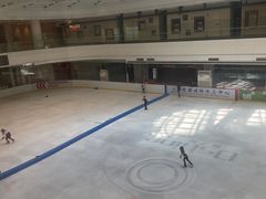 -陈露国际冰上中心(天津嘉里汇店)