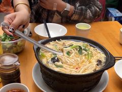 -一家人剪刀面(海伦国际店)