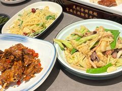 阳江小盆菜-先记烧鹅王·本地粤菜(福永店)