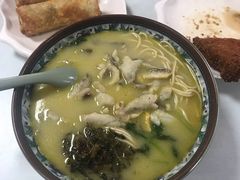 -明呈黄鱼面馆(斜土路店)