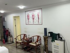-龙脊堂龙氏推拿 整脊(陆家浜店)