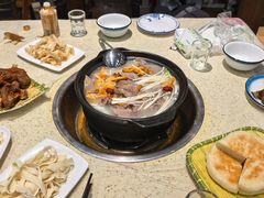 -九寨特色牦牛肉汤锅 羊肉汤锅