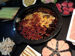 -渝宗老灶火锅(巴国城店)