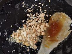 -鸿浩扒猪脚米线