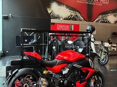 -美杜行杜卡迪摩托车4S店(湘府中路店)