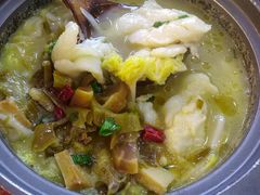 -周鱼小馆石锅酸菜鱼(活力汇店)