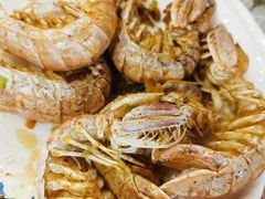 -亚龙湾亚泰商业街