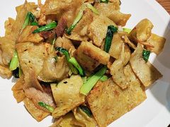 -黄泥岗·地道湖北菜(奥特莱斯店)