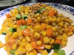 -靠山屯东北农家菜(八龙桥雅苑店)