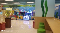 -莫莉幻想儿童乐园(青岛金茂湾店)