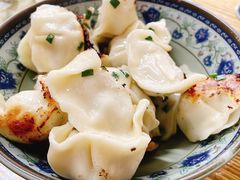 -无名氏宵夜小摊(祝家三姐妹馄饨店)