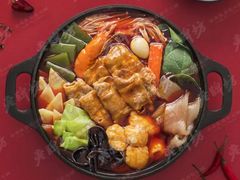-老牌坊云南鱼豆花火锅(爱建店)