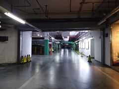 -上海喜玛拉雅酒店-停车场