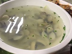 冬瓜海白汤-四川小胡子海鲜(丁村万人海鲜广场店)