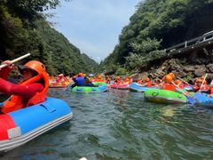 -安吉龙王山峡谷漂流