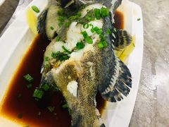 -四川小胡子海鲜(丁村万人海鲜广场店)