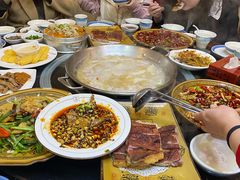 -老来福·非遗酸汤兔(凯旋路店)