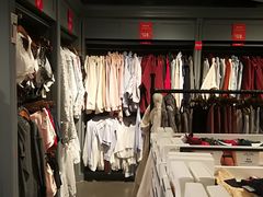 -Hollister(天环广场店)