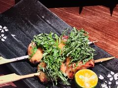 紫苏鸡腿肉-人间酒暖·Go blanc·烧鸟·深夜食堂(陆家嘴店)