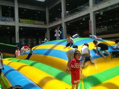 -蒙特利亲子乐园