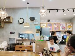 -三花奶奶的甜品(百联嘉定购物中心店)